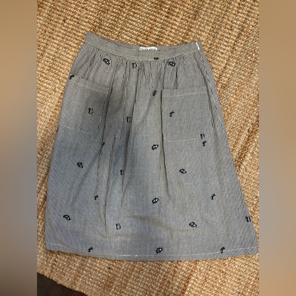 Chic Black and White Striped A-Line Skirt